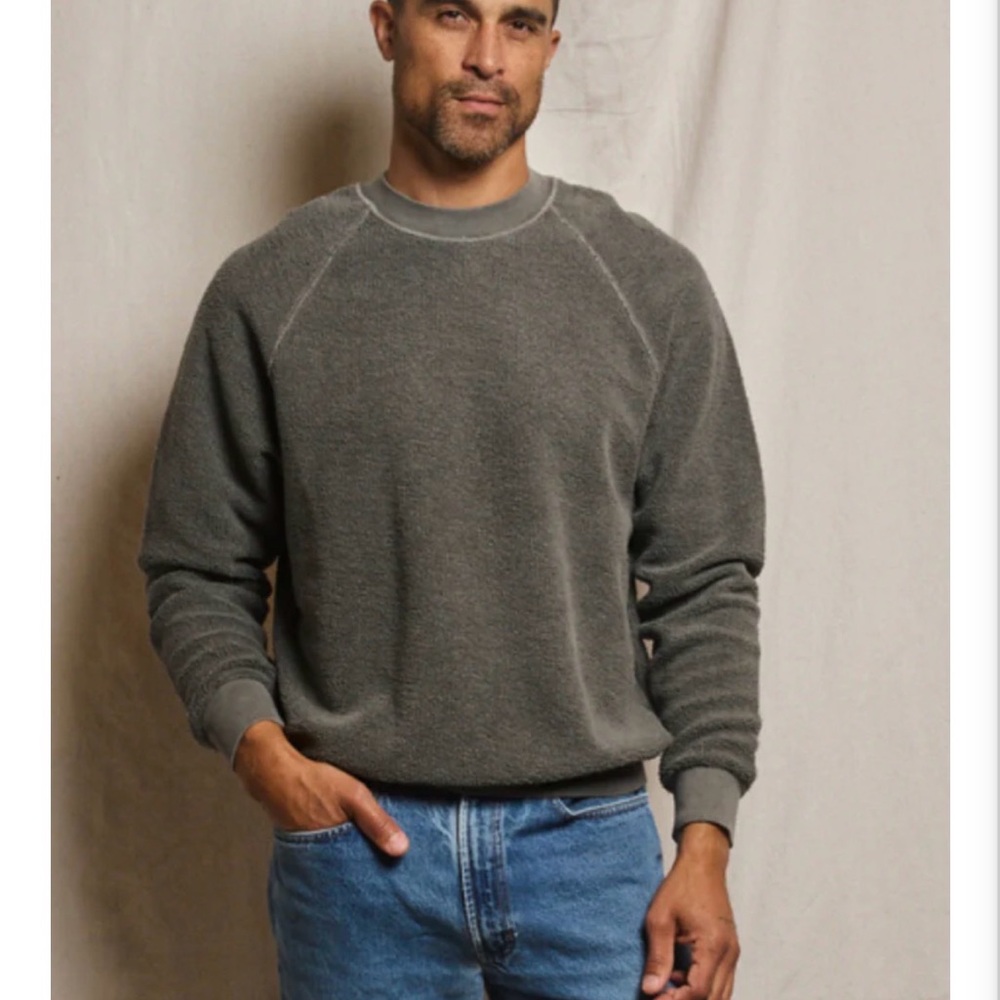 Perfectwhitetee Wilder reverse fleece Crewneck Sweater